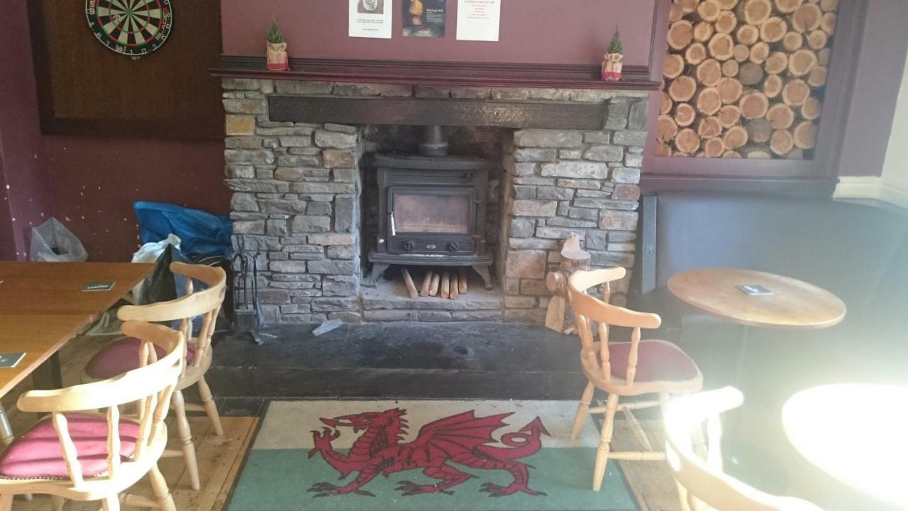 Mount Pleasant Hotel Aberdare Buitenkant foto