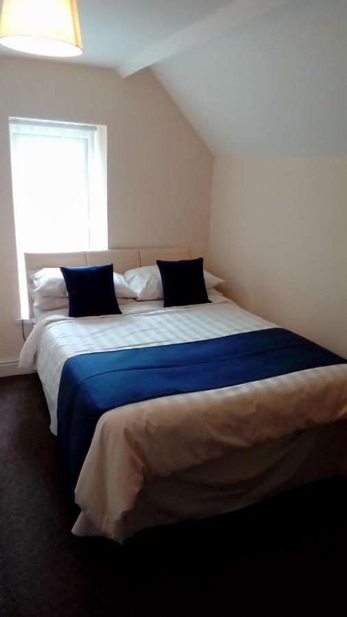 Mount Pleasant Hotel Aberdare Buitenkant foto